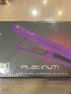 Royalé Platinum 1.25" Purple Flat Iron